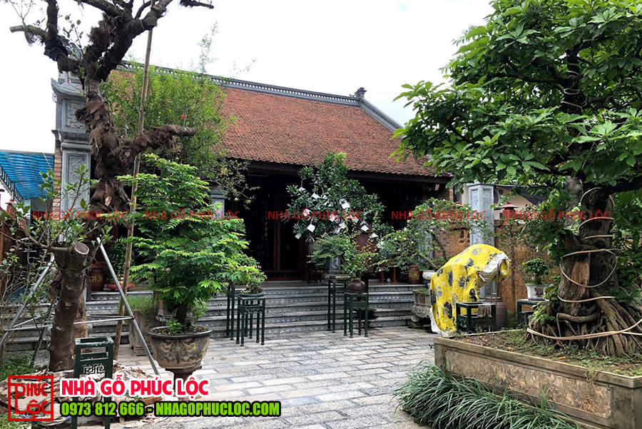 Tổng thể căn nhà gỗ lim tại Long Biên 