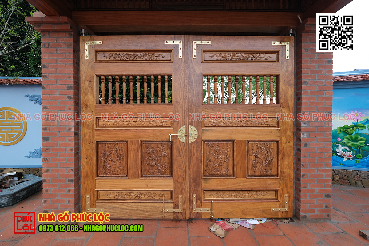 Cổng từ đường là nơi lưu giữ truyền thống